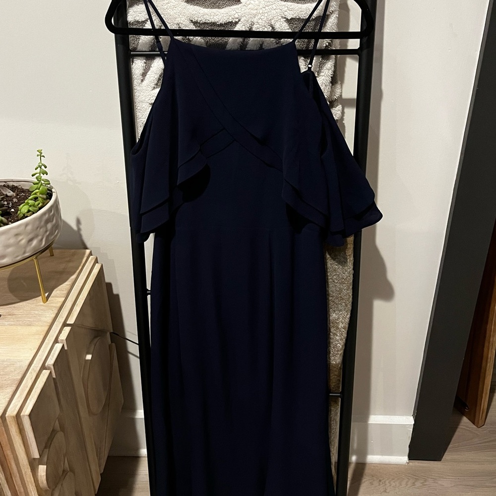 Maggy London - NWT - SZ: 12 - Navy Midi Dress - Cild shoulder detail